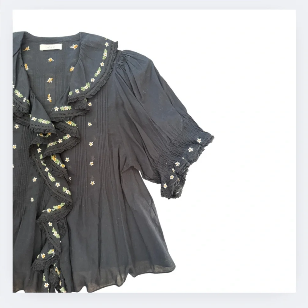 DÔEN Hettie Embroidered Ruffle Organic Cotton Top | Size L - Picture 4 of 8